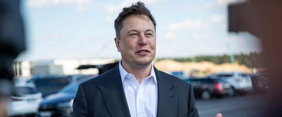 Мъск може да продаде 10% от акциите си в Tesla