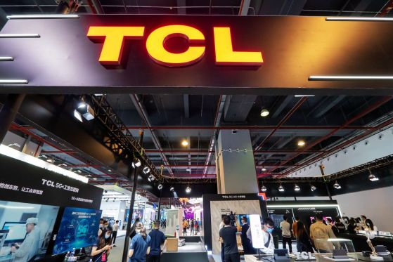 TCL няма да пусне сгъваем телефон тази година