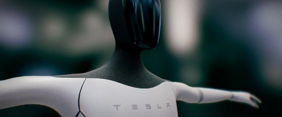 Илън Мъск: "Роботът Tesla Bot може да развие собствена индивидуалност"