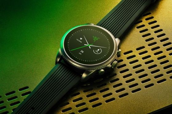 Razer x Fossil Smart Watch Feature Image 04 Large