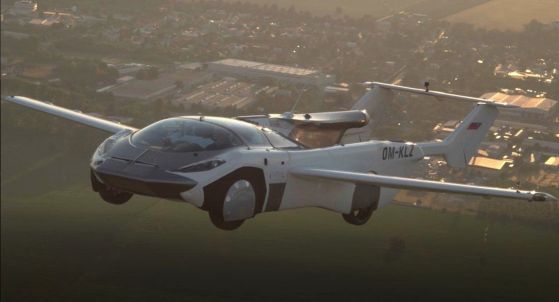 Първият летящ автомобил в света получи сертификат за летене (Видео)