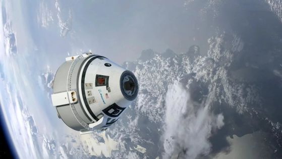 Космическият кораб на Boeing успешно се скачи с Международната космическа станция