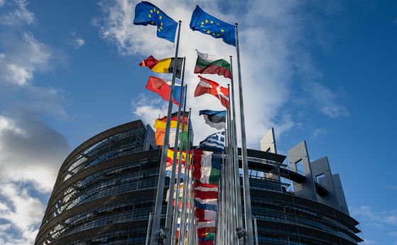Европейският съюз с първи стъпки за регулиране на криптовалутите