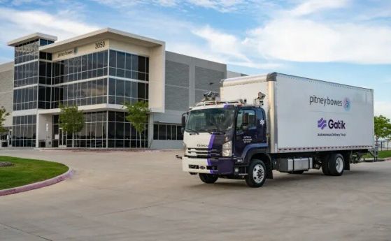 Безпилотните товарни автомобили на Gatik започват да превозват товари в околностите на Далас