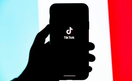 TikTok следи дори и потребителите, които никога не са използвали тази социална мрежа