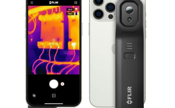 С новата добавка от FLIR смартфонът ви се сдобива и с топлинна камера