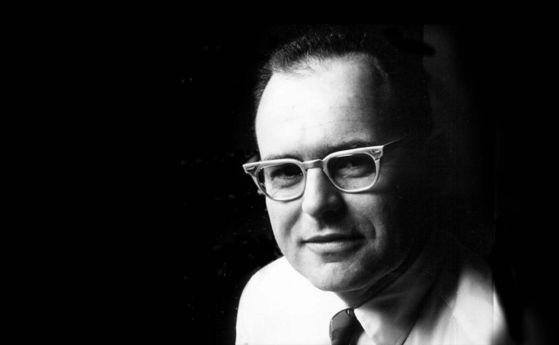 Почина Гордън Мур – човекът зад Intel и Законът на Мур