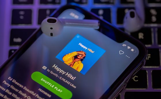 Spotify разработва генерирани от изкуствен интелект плейлисти