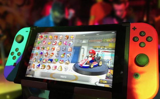 Nintendo подготвя нова версия на преносимата конзола Switch
