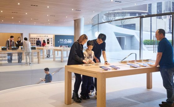 iPhone записа сериозен спад на продажбите и Apple ще разчита все повече на Китай