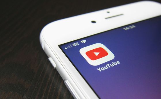 YouTube блокира песните на водещи изпълнители