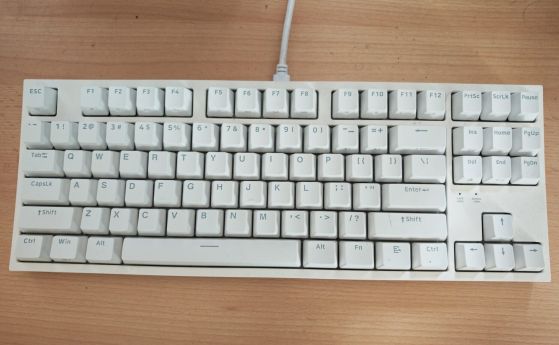 Thor 404 TKL - компактност, иновации и комфорт в една клавиатура (Ревю)