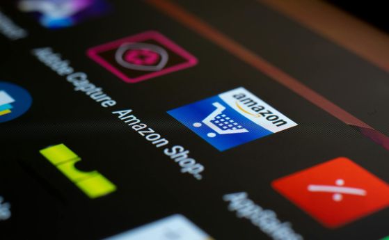 Митата на Тръмп сериозно удариха китайските търговци в Amazon