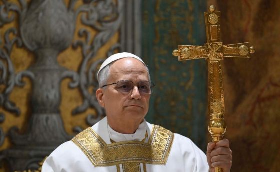 Новият папа Лъв XIV е избрал името си защото вижда AI като заплаха