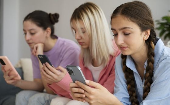 Instagram затяга контрола над тийнейджърските профили