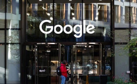 Google коригира резултатите от търсенето заради очакваната глоба на ЕС