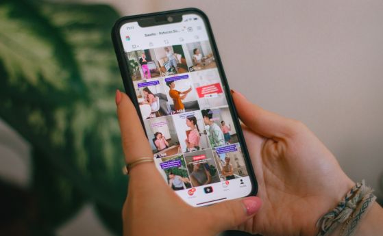 Край на безкрайното скролване - Европа с нова регулация за TikTok