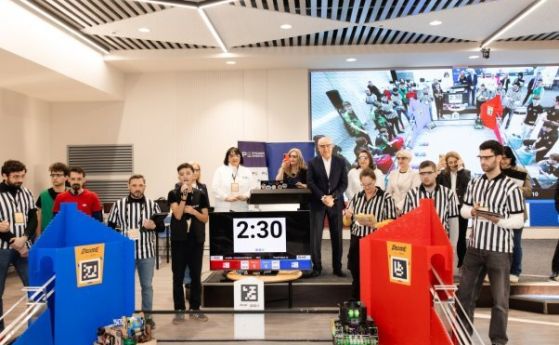 Молдова проведе първото си национално първенство по роботика FIRST Tech Challenge