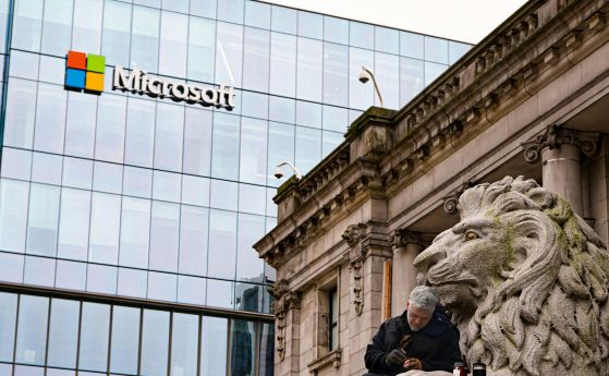 Данъчният трик на Microsoft, с който пренасочва милиарди в Европа