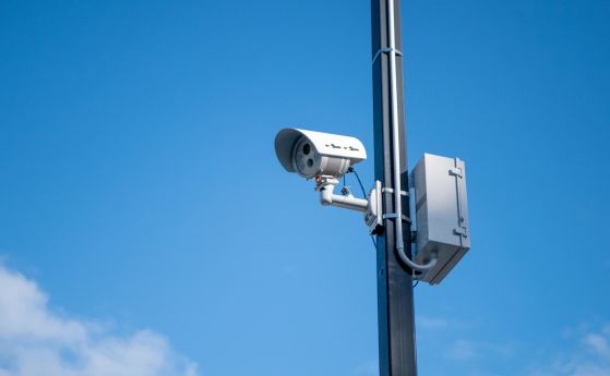 Системите за разпознаване на регистрационните номера вече могат да проследяват и телефона ви