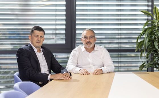 Graphwise привлича инвестиция: Oakley Capital придобива от Integral контролен дял в една от най-големите софтуерни сделки в България
