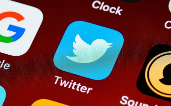 X запази правата върху името Twitter, но не и върху думата „tweet“ и логото с птицата