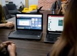 Доставките на компютри спадат с 20%, а високите цени ограничават търсенето