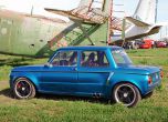 Запознайте се със Запорожец с вътрешности от BMW E34 за дрифт 5