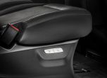 Новият Mercedes V-Class AMG показва звездите 11