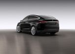 Новата Tesla Model X се появи предпремиерно 2