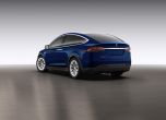 Новата Tesla Model X се появи предпремиерно 9