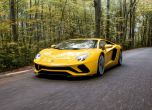 Lamborghini Aventador S: 4 задвижващи и 4 завиващи колела 11