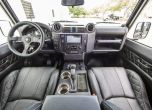 Този Land Rover Defender е по-скъп от Ferrari 14