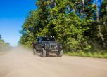 Този Land Rover Defender е по-скъп от Ferrari 17