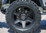 Този Land Rover Defender е по-скъп от Ferrari 18