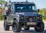Този Land Rover Defender е по-скъп от Ferrari 24