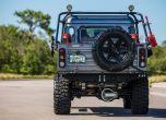 Този Land Rover Defender е по-скъп от Ferrari 29