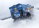 Вижте епичния 37-метров скок на 10-тонния Камаз от 