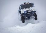 Вижте епичния 37-метров скок на 10-тонния Камаз от 