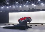 Новият Jaguar E-Pace се показа на света с рекорден лупинг (видео) 9