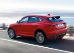 Новият Jaguar E-Pace се показа на света с рекорден лупинг (видео) 12
