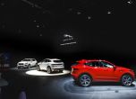 Новият Jaguar E-Pace се показа на света с рекорден лупинг (видео) 27