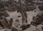 Silk Way Rally 2017, етап 9: силен ден за българите, Льоб се размаза 5