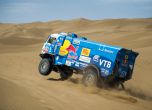 Silk Way Rally 2017, етап 9: силен ден за българите, Льоб се размаза 13