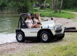 Французи превърнаха малкия Moke в амфибия (видео) 20