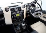 Land Rover възроди класически Defender с V8 3