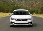 Volkswagen представи обновения Passat 12