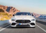 Mercedes-AMG GT4 Coupe ще бори Porsche Panamera 21