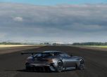 Видео: Aston Martin Vulcan срещна баща си 2