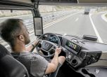 Новият Mercedes Actros смени огледалата с камери 13